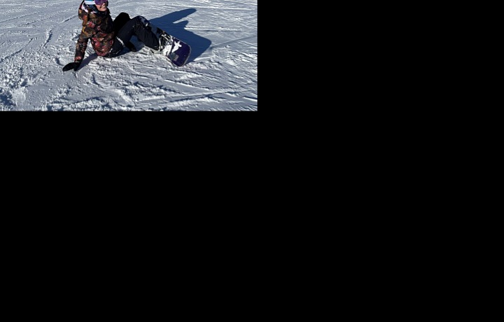 Denisa Nesvačilová se pádů na snowboardu nebojí!