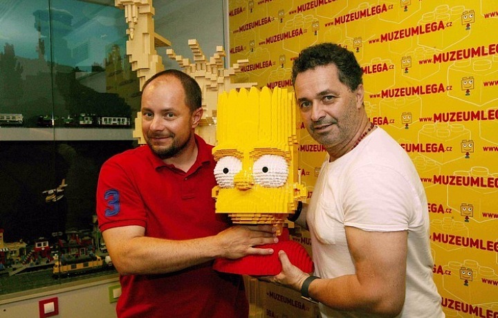 Miloš Křeček (vlevo) a Martin Dejdar odhalili jednu z posledních maket