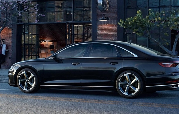 Audi A8 neomrzí