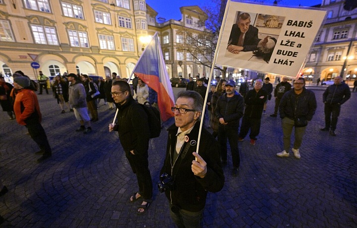 Demonstrace proti Andreji Babišovi