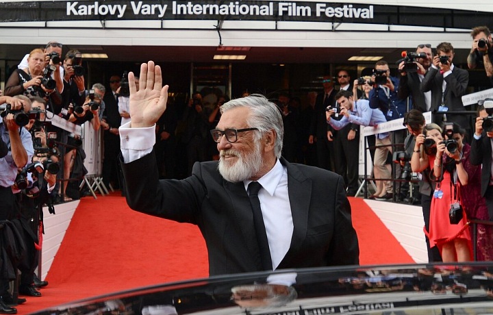 Prezident festivalu Jiří Bartoška.