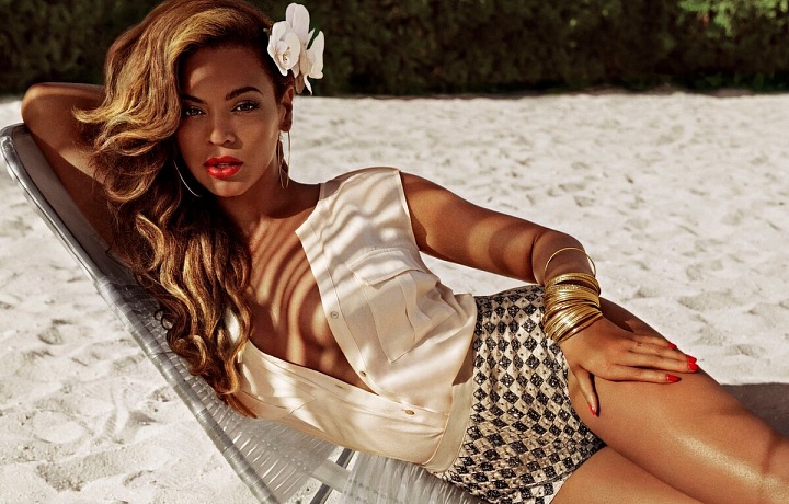Beyonce se take může pochlubit velmi atraktivním pozadím