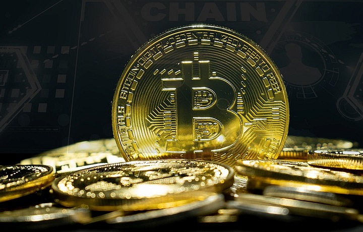 Bitcoinová kauza spustila spoustu dohadů