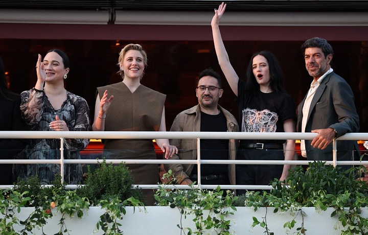 Greta Gerwingová stojí v čele poroty festivalu v Cannes.