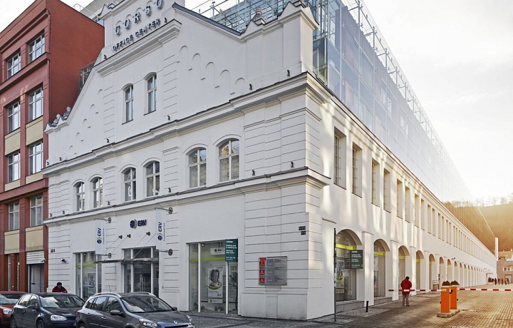 Corso Karlín, Praha, Ricardo Bolfill