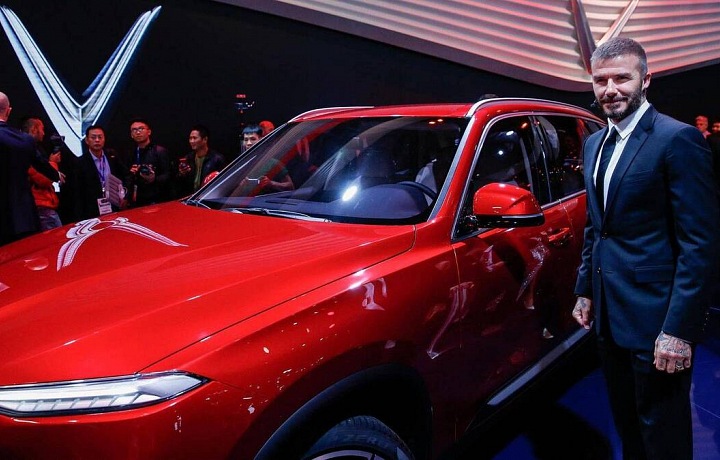 Paříž autosalon 2018 LUX SA.2.0
