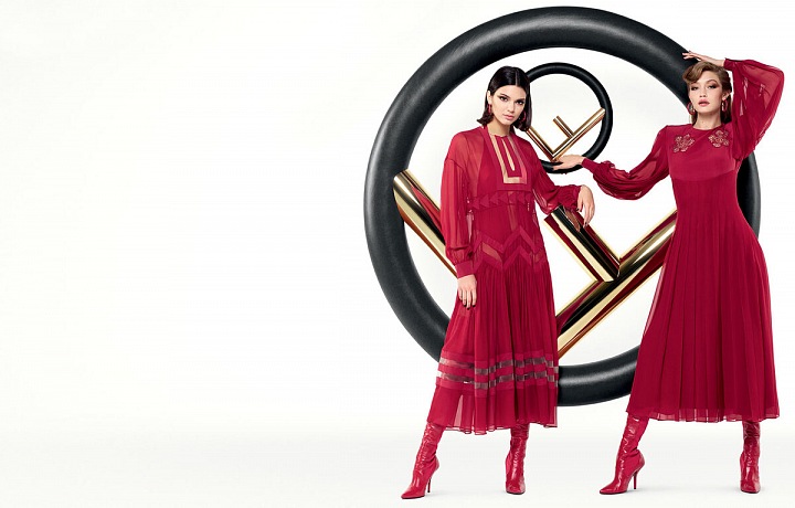Kendall Jenner a Gigi Hadid v kolekci FW 2017/2018
