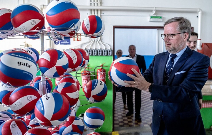 Petr Fiala má rád fotbal.