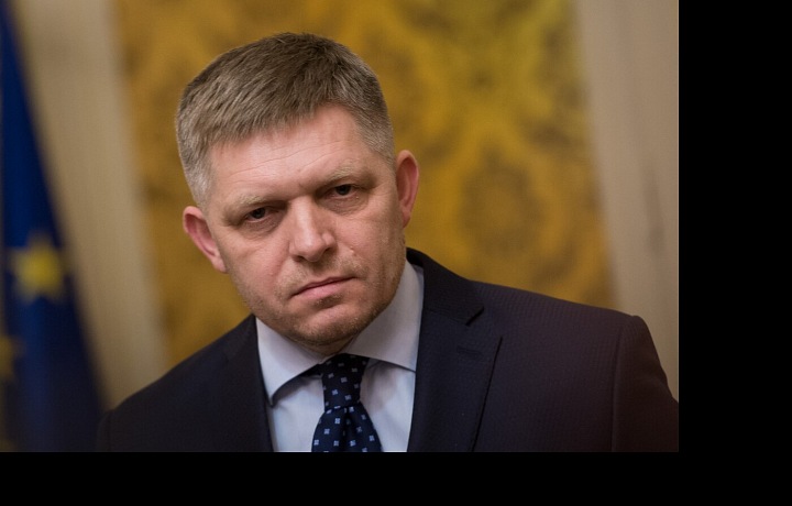 Útoky na politiky nejsou žádnou výjimkou. Kromě Fica byl v ohrožení i Regan nebo papež Jan Pavel II.
