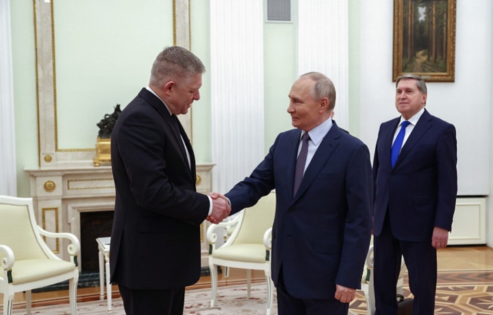 Robert Fico a Vladimir Putin