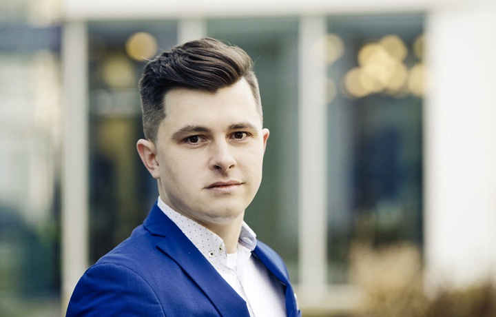 Matěj Kapošváry 