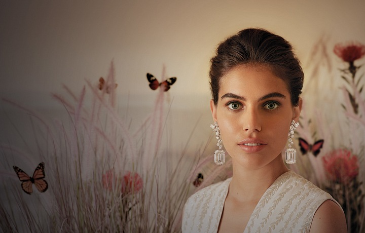 Eternal Twins v luxusních náušnicích