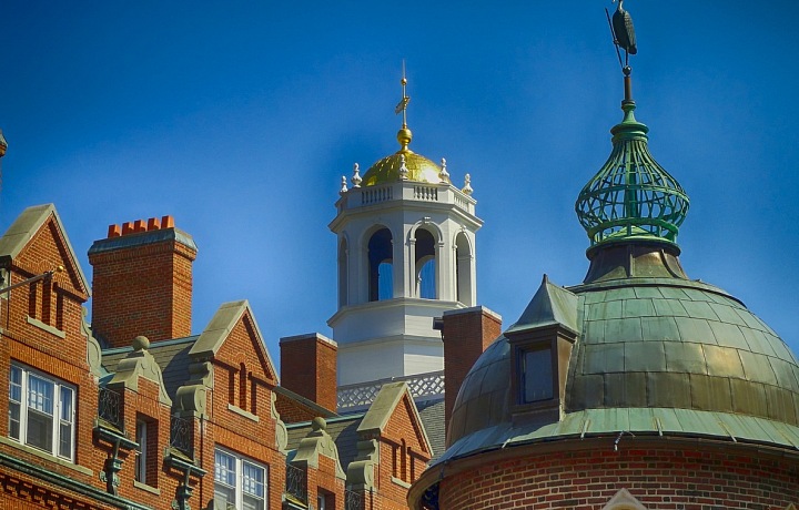 Univerzita chce hájit svoji nezávislost