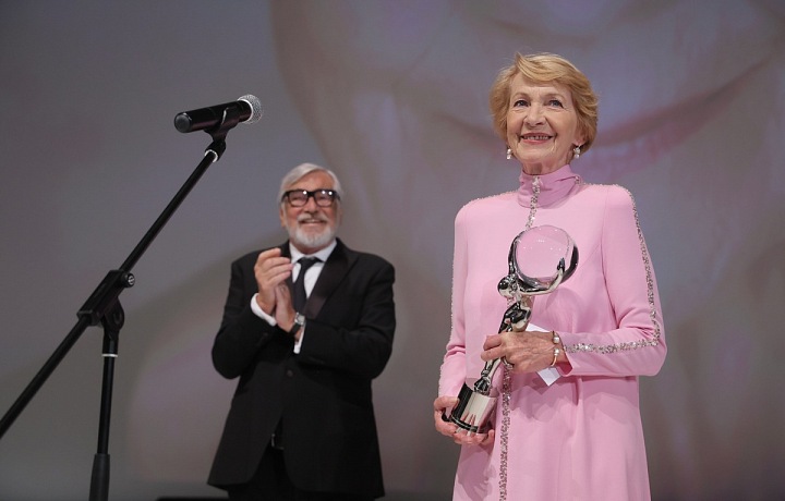 Daniela Kolářová a Jiří Bartoška