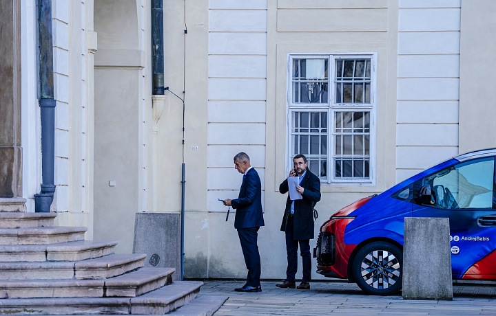 Andrej Babiš se chystá na audienci u prezidenta Petra Pavla