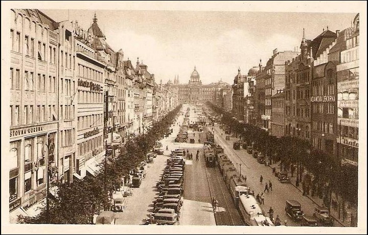 Historické datum: 1938, Václavské náměstí