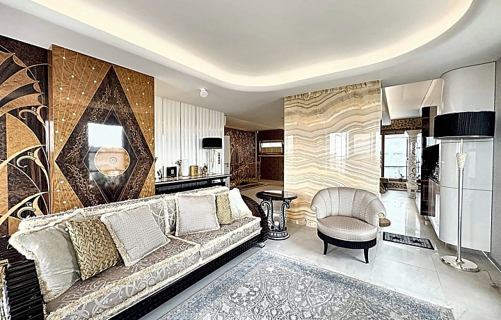 YT Luxury Property