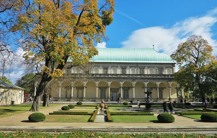Královský letohrádek