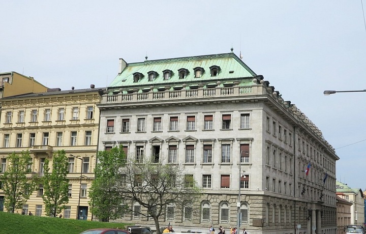 Petschkův palác