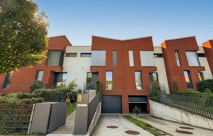 YT Luxury Property