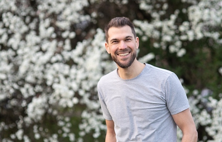 Doktor Jan Vojáček řeší příčiny nemoci, ne její následky.