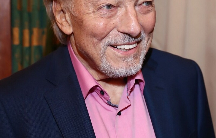 Karel Gott zemřel před rokem.