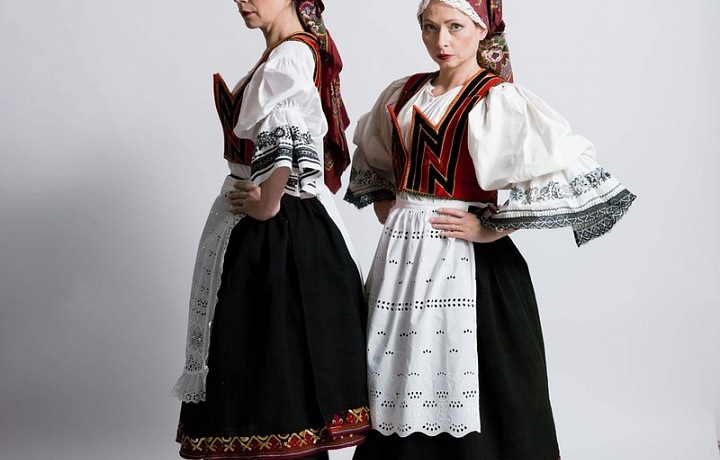 Královna duchů - Gabriela Míčová, Lucie Roznětínská