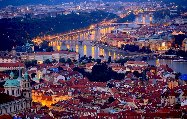 Hlavní město chce Pražany ochránit