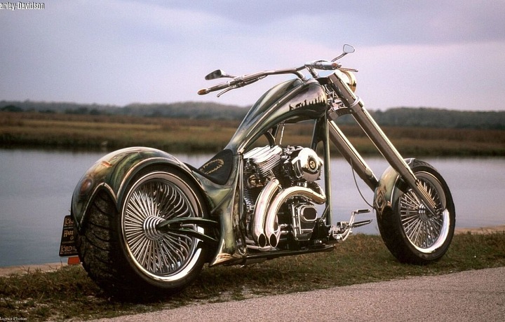 LUXUSNÍ MOTORKY