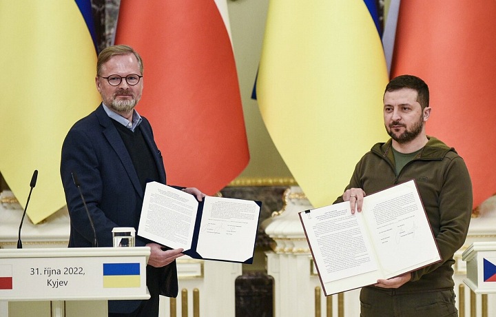 Petr Fiala a Volodymyr Zelenskyy