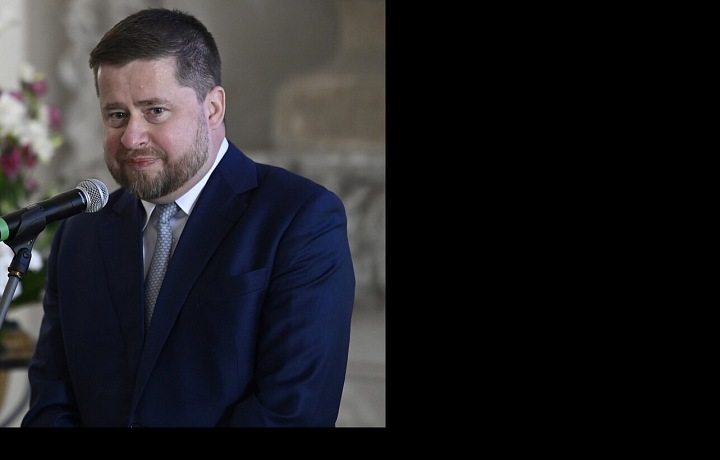 Guvernér Michl už není terčem kritiky, že ponechává sazby stále jen na stejné úrovni