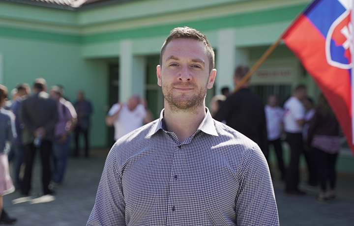 Milan Uhrík