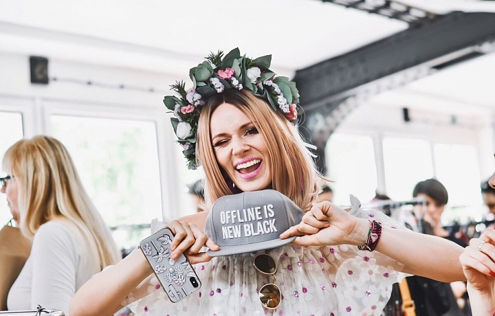 Nikol je sice pořád online, ale její svatba bude celá offline. 