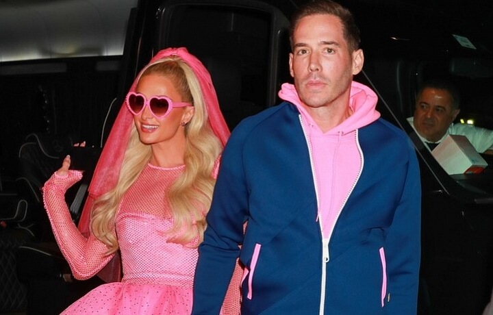 Paris Hilton ve svých svatebních šatech