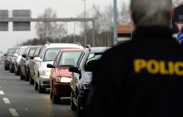  Kontrola řidičů na hranicích