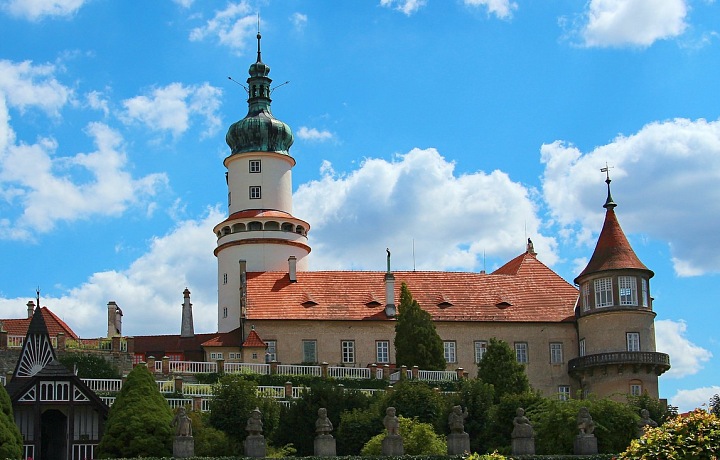 Zámek v Novém Městě nad Metují