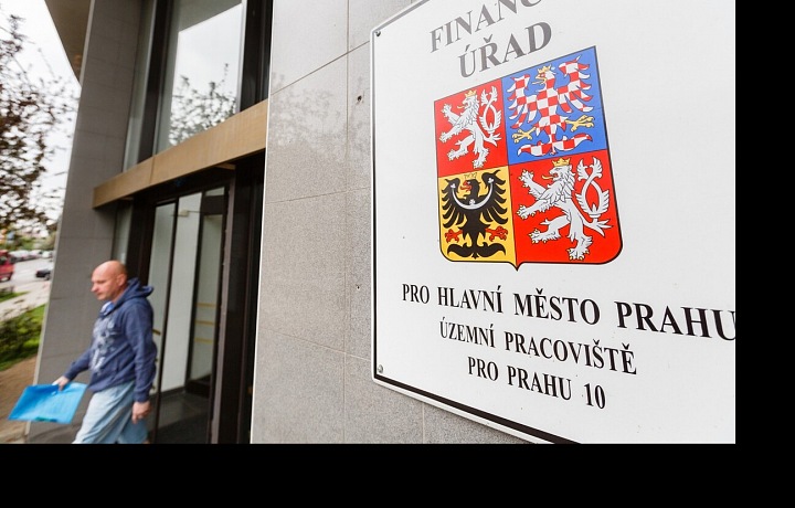 Úředníci mají nyní napilno