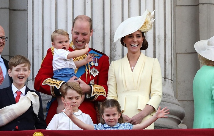 Královská rodina se bude stěhovat 