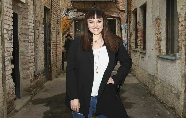 Ewa Farna vydala singl Měls mě vůbec rád už ve 13 letech