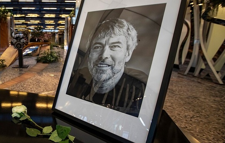 Miliardář zemřel před dvěma roky