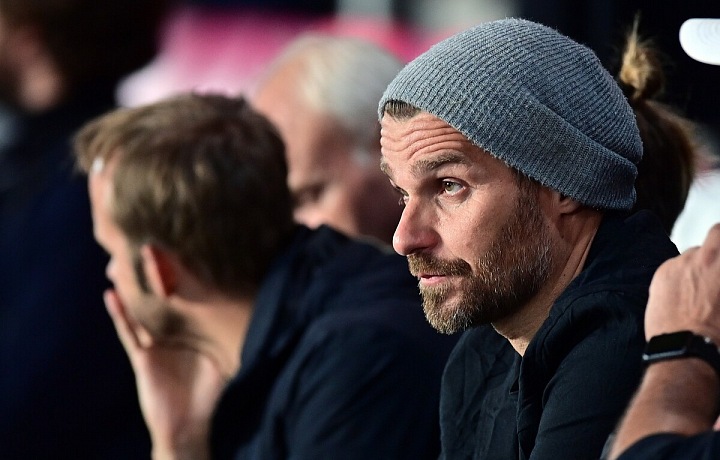 Leoš Mareš na fotbalovém zápase.