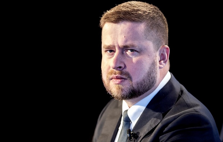 Michl zatím nenavázal na Rusnokovou strategii vyšších sazeb