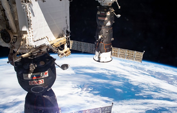 Špionáž se nevyhýbá ani vesmíru