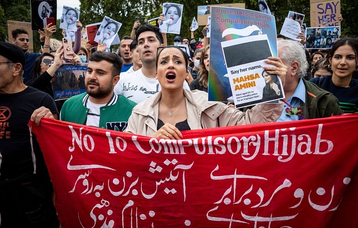 Protesty si vyžádaly už několik desítek životů 