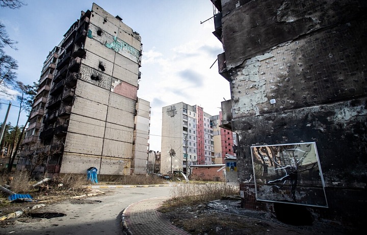 Stopy po útocích jsou všudypřítomné