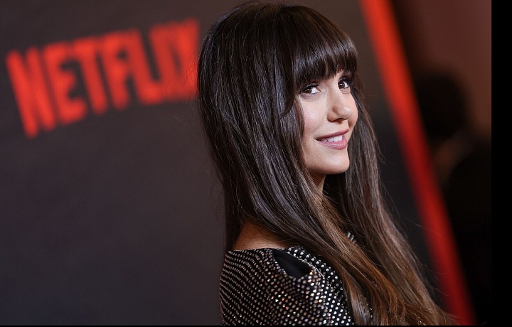 Herečka Nina Dobrev. 