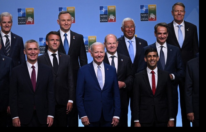 Lídři NATO ve Vilniusu