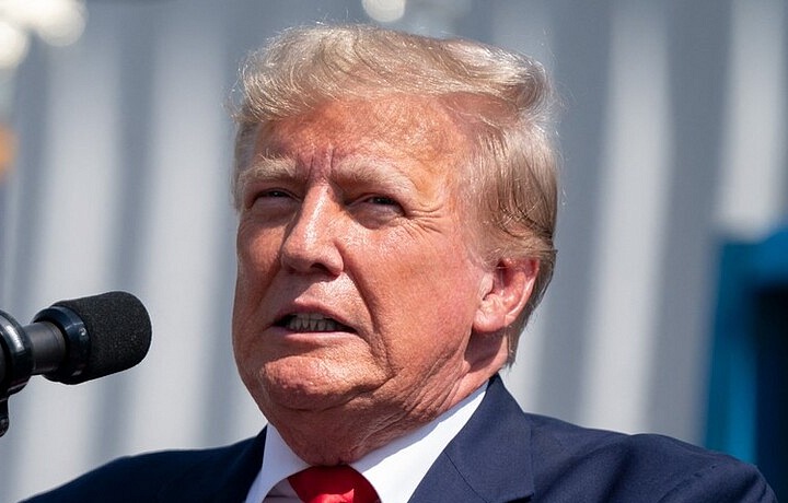 Trump lhal o hodnotě svého majetku a čistého jmění