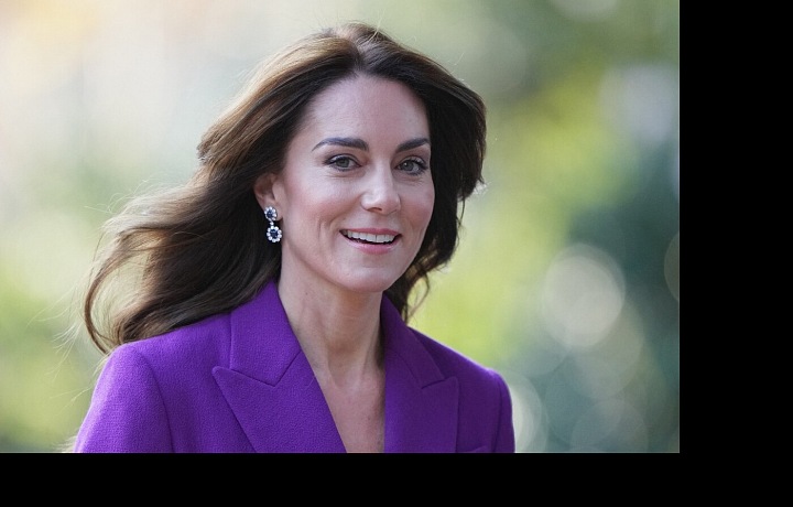 Jako vždy usměvavá princezna Kate.