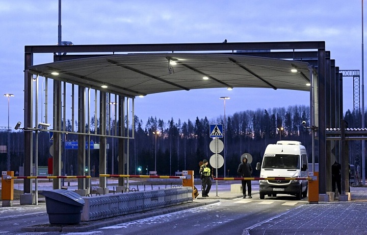 Hraniční přechod mezi Ruskem a Finskem